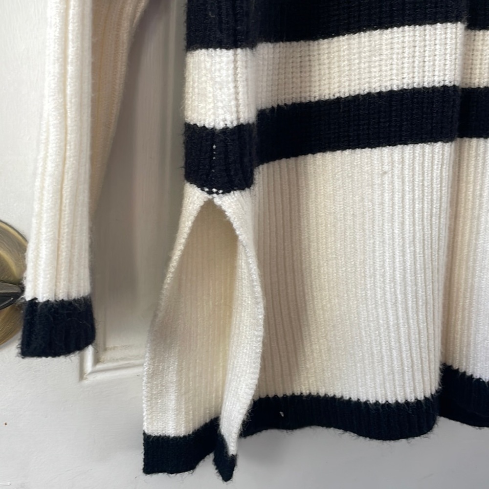 Philosophy Mock Neck Black and White Color blocked Striped Sweater, Small - Picture 3 of 8